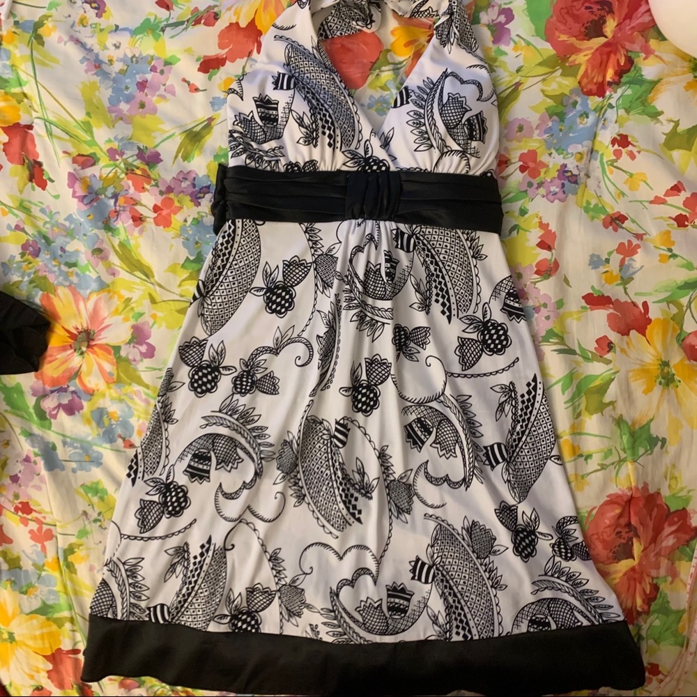 💃🏻24hr DRESS SALE!💃🏻 Fun &formal Halter Sundress